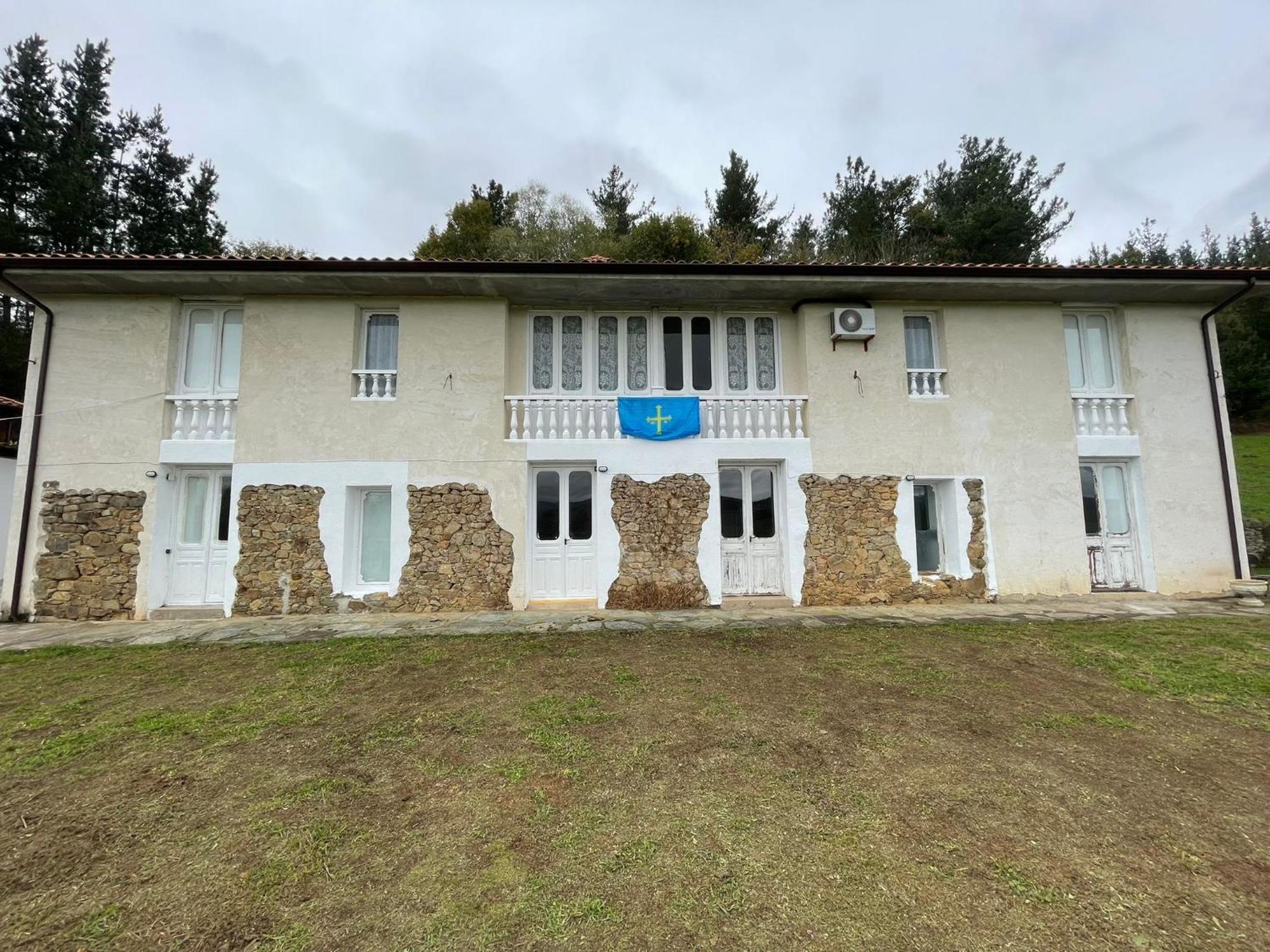 Hotel El Nuevo Semellon Aceptamos Mascotas Tineo Dış mekan fotoğraf