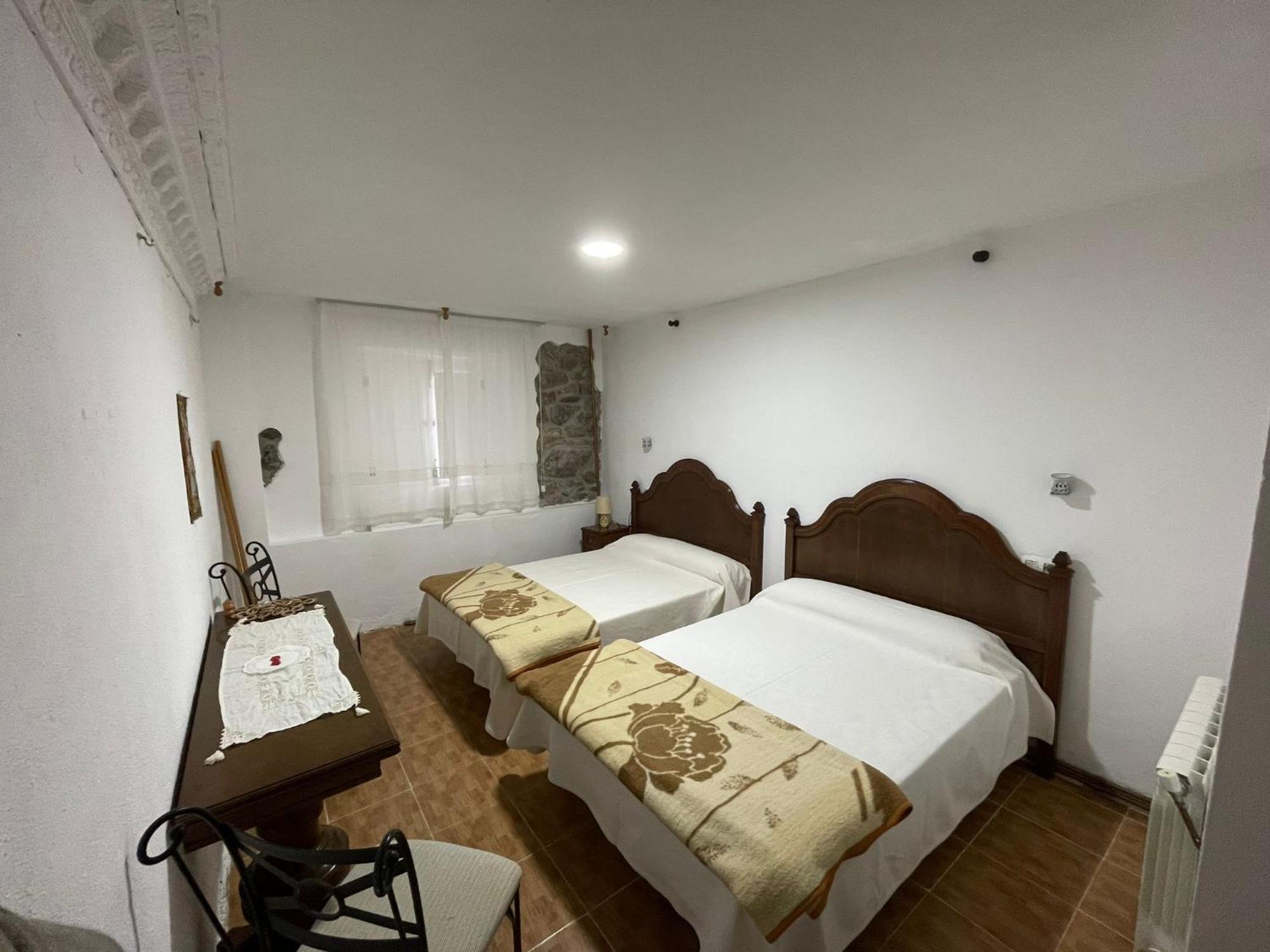 Hotel El Nuevo Semellon Aceptamos Mascotas Tineo Dış mekan fotoğraf